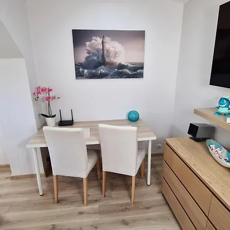 アパート Fredry *